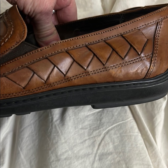 Bragano Brown Leather Loafers with Woven Pattern - Picture 5 of 9